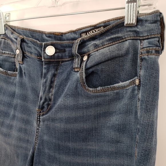 Blank NYC The Reade Crop Denim Skinny in News Worthy - Picture 3 of 9